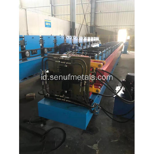 Talang baja downspout cold roll forming machine